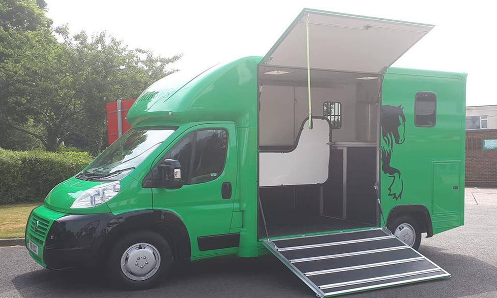 3.5 Tonne Horsebox Ruby Rose Horseboxes